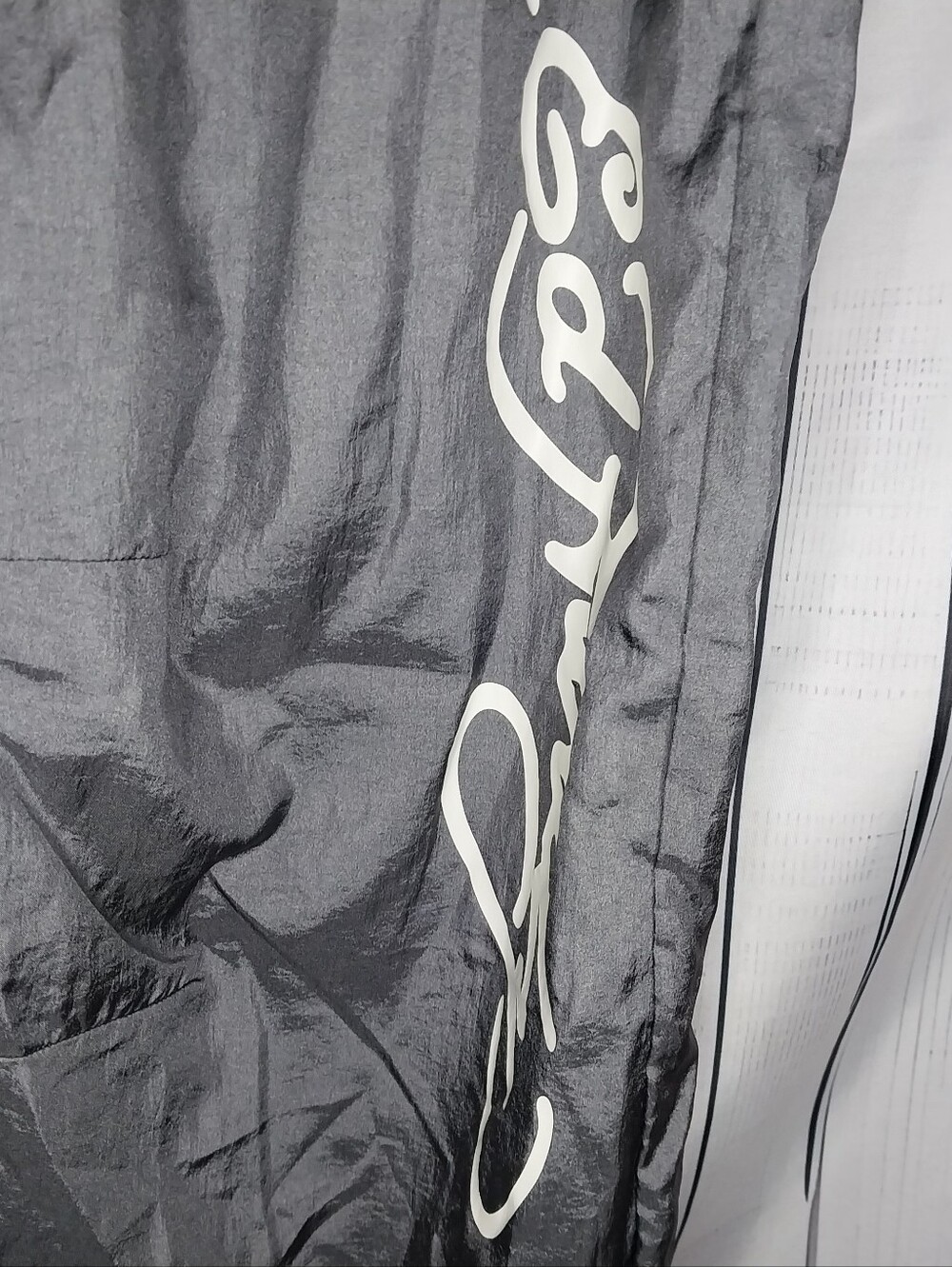 Ed Hardy Nylon Baggy Y2K Style Parachute Pants With Tattoo Graphic. NWT - Picture 5 of 10